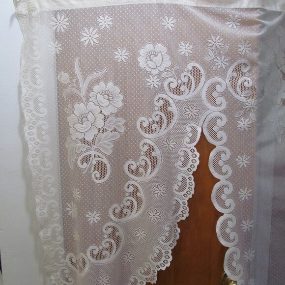 JC Penney Set of 3 Floral Lace Curtains Ivory Cream Scalloped Edges 72 x 42.5" - Picture 3 of 16